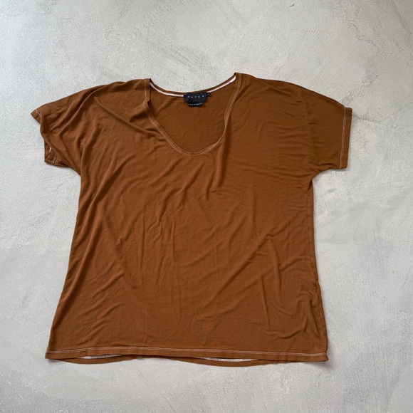 Hatch Perfect V Tee Chocolate Brown Maternity V-Neck {1/S} - Picture 2 of 8